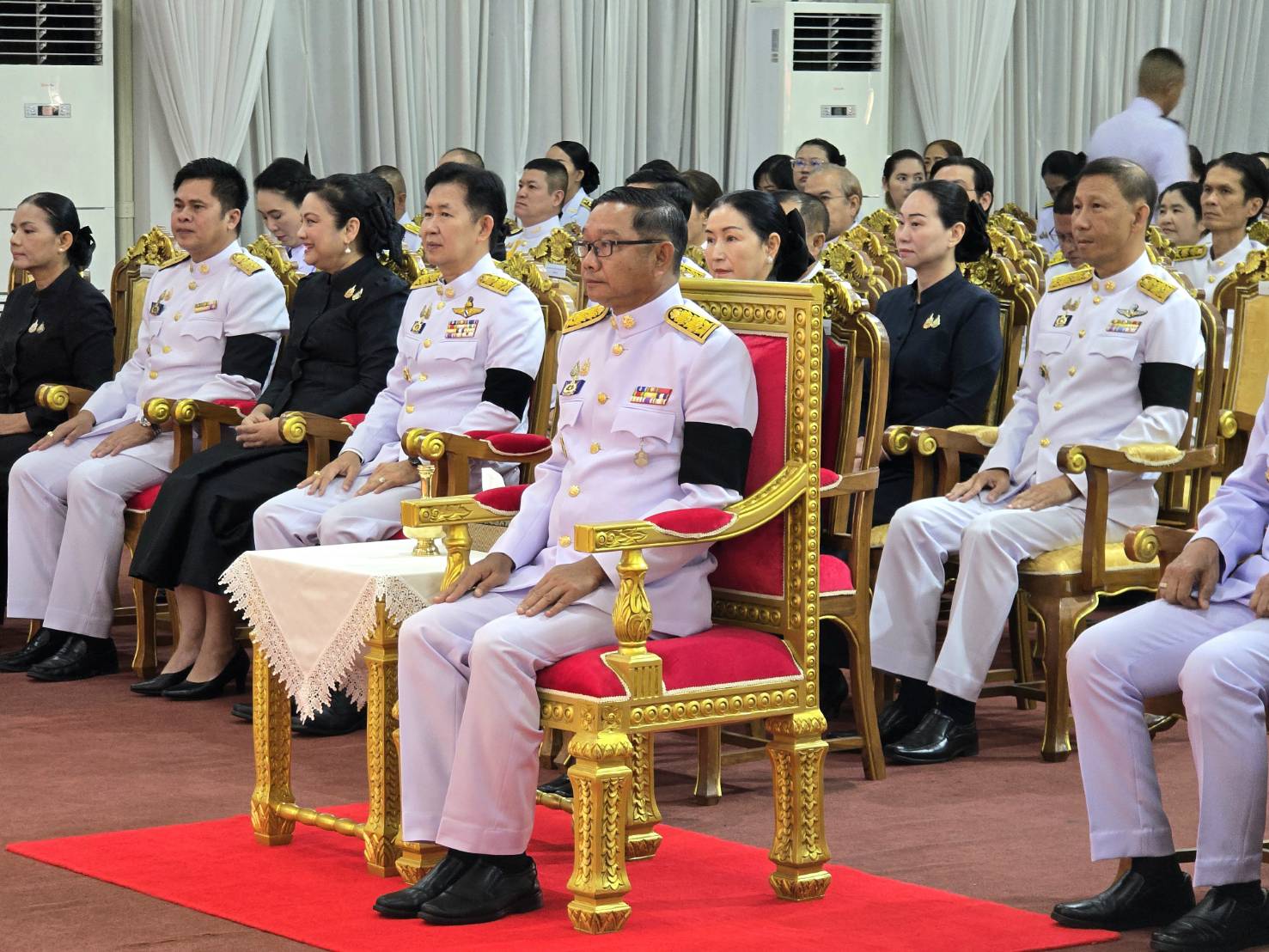 title - ปฏิรูปที่ดินจังหวัดเพชรบุรี พร้อมด้วยเจ้าหน้าที่ส.ป.ก.เพชรบุรี ร่วมพิธีบำเพ็ญกุศลสัตตมวาร (7 วัน) และทำบุญตักบาตร อุทิศถวายพระกุศลแด่ สมเด็จพระเจ้าลูกเธอ เจ้าฟ้าพัชรกิติยาภา นเรนทิราเทพยวดี กรมหลวงราชสาริณีสิริพัชร มหาวัชรราชธิดา